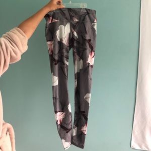 Flower multicolored Fabletics leggings